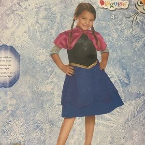 Girls Anna costume size small